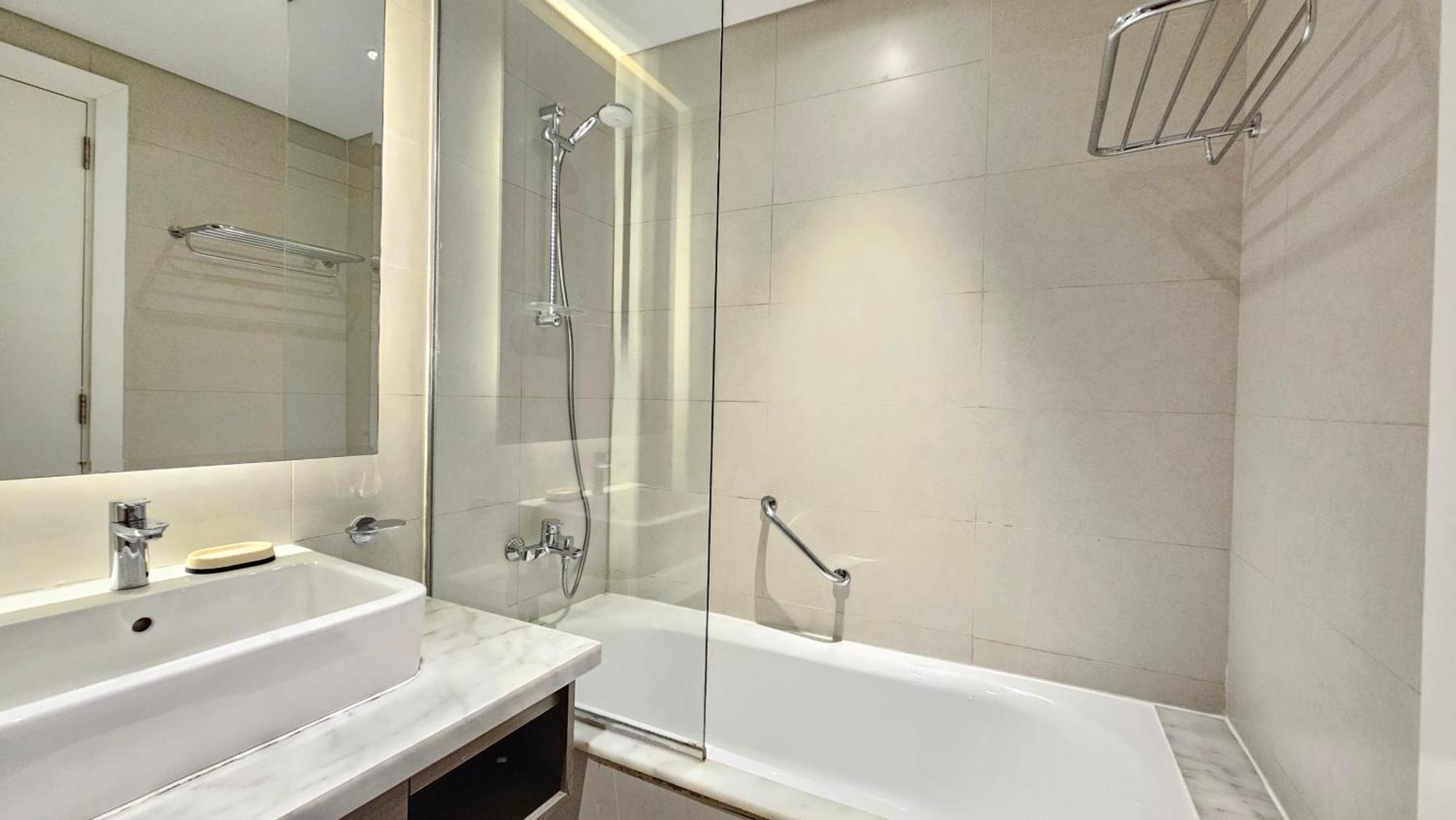 Royalton - Damac Maison Prive *